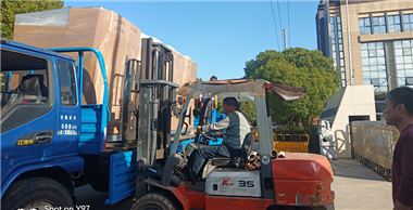 百強全鋼烘干機發(fā)往疫苗制造廠