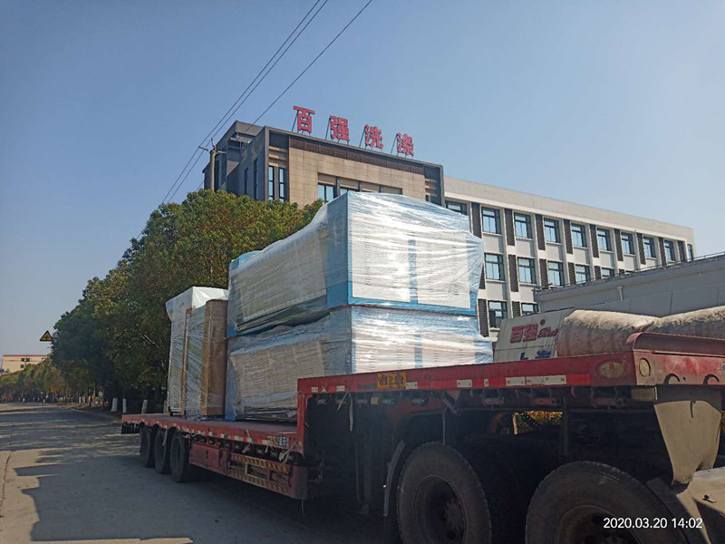 百?gòu)?qiáng)洗滌設(shè)備-洗脫機(jī)，烘干機(jī)，燙平機(jī)發(fā)貨四川