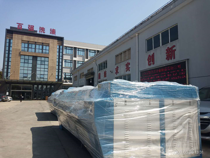 百?gòu)?qiáng)洗滌設(shè)備-洗脫機(jī)，烘干機(jī)，燙平機(jī)發(fā)貨四川