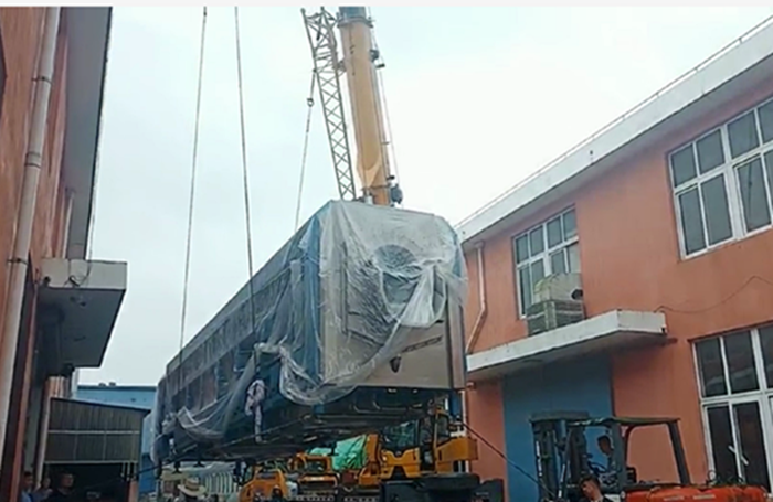 6月27、28日 百強洗滌龍等洗滌設備發貨四川