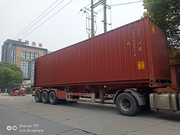 意大利采購的百強洗滌設備今日發(fā)貨